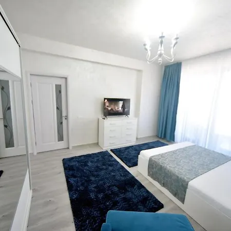 Turquoise By The Sea *