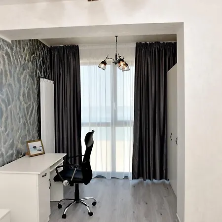 Turquoise By The Sea 콘스탄차