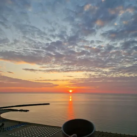Apartament Turquoise By The Sea