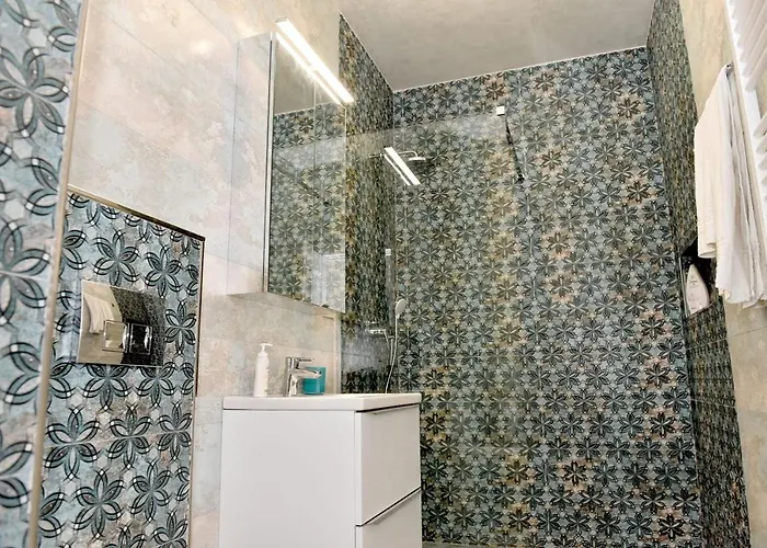 Turquoise By The Sea *