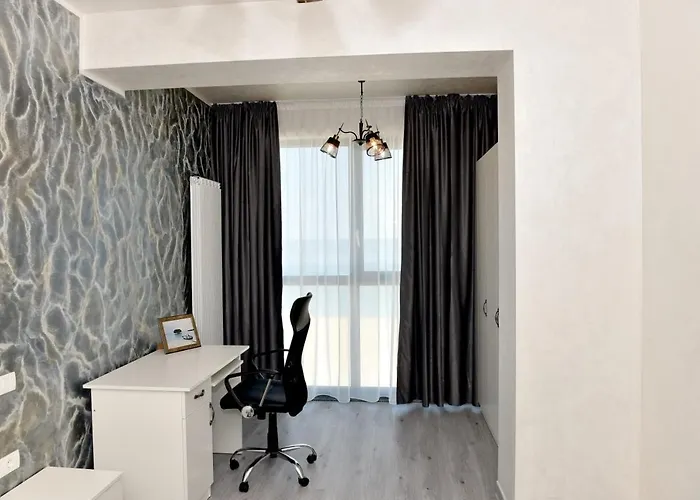 Turquoise By The Sea Constanţa