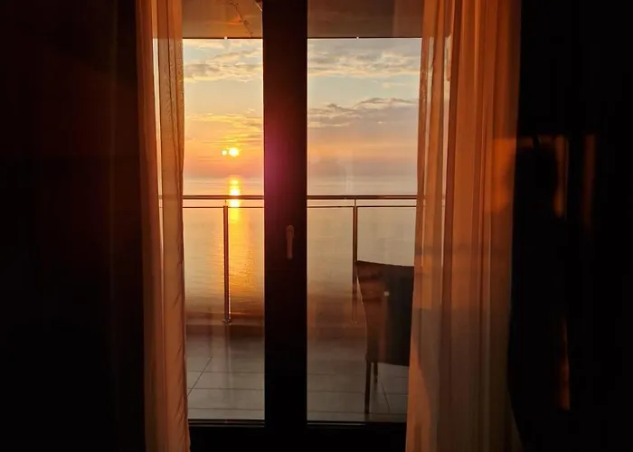 Turquoise By The Sea Apartman